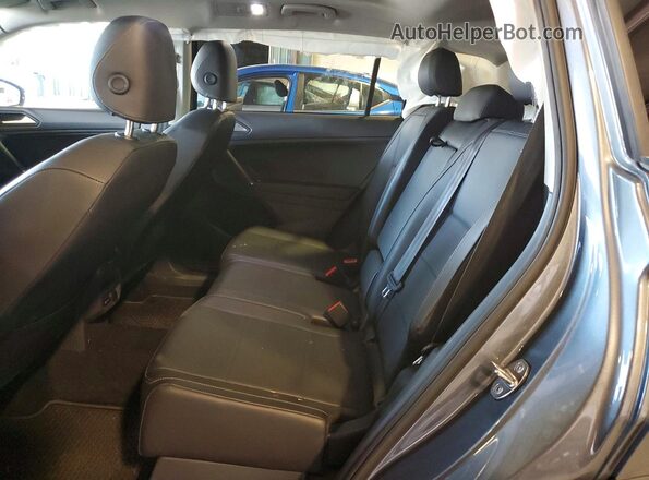 3VV2B7AX8LM173369 2020 VOLKSWAGEN TIGUAN Gray უკანა სალონის ხედი