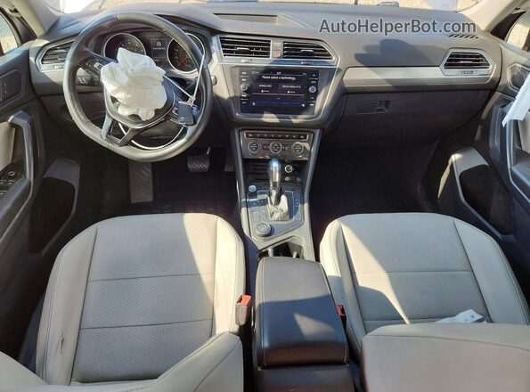 3VV2B7AX8MM003739 2021 VOLKSWAGEN TIGUAN Silver Вид панелі приладів