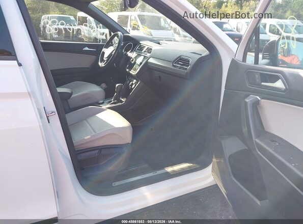 3VV2B7AX8MM023344 2021 VOLKSWAGEN TIGUAN White Вид салону спереду