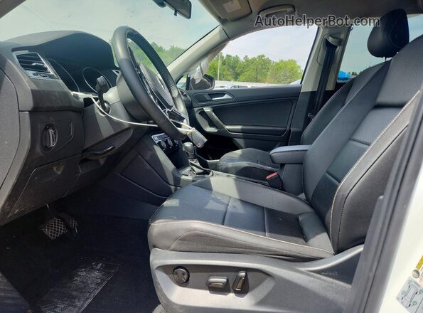 3VV2B7AX8MM115912 2021 VOLKSWAGEN TIGUAN White წინა სალონის ხედი