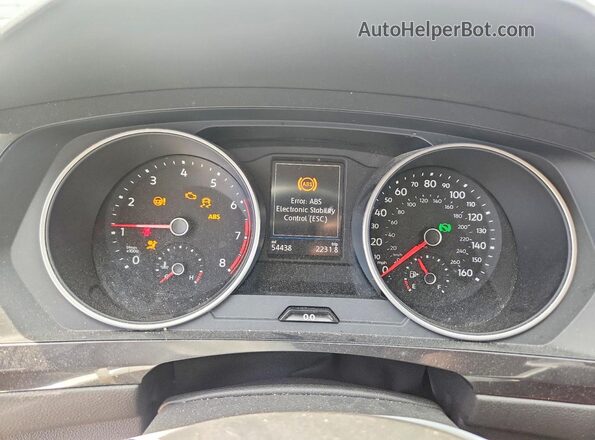 3VV2B7AX8MM115912 2021 VOLKSWAGEN TIGUAN White ხელსაწყოთა პანელის ხედი