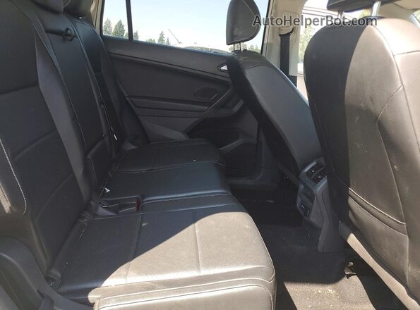3VV2B7AX8MM119491 2021 VOLKSWAGEN TIGUAN White Widok wnętrza z tyłu