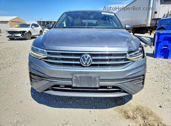 3VV2B7AX8NM043577 2022 VOLKSWAGEN TIGUAN Gray Widok z przodu