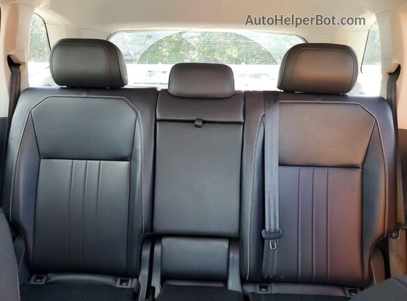 3VV2B7AX8RM075788 2024 VOLKSWAGEN TIGUAN Белый Вид задних сидений