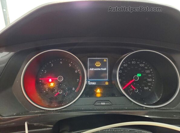 3VV2B7AX9JM006340 2018 VOLKSWAGEN TIGUAN White Вид щитка приладів