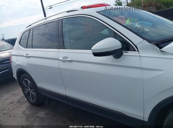 3VV2B7AX9JM073973 2018 VOLKSWAGEN TIGUAN White უკანა სალონის ხედი