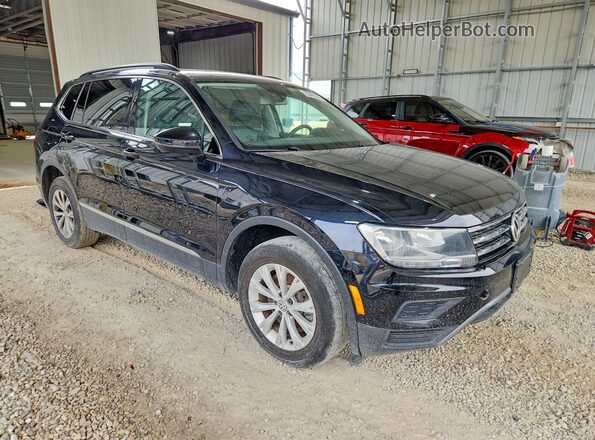 3VV2B7AX9JM100203 2018 VOLKSWAGEN TIGUAN Black Delantero derecho
