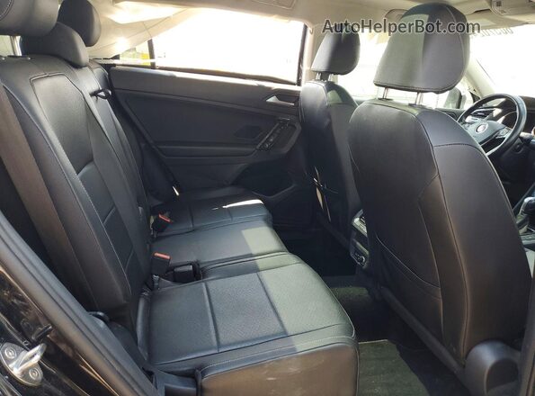 3VV2B7AX9KM126978 2019 VOLKSWAGEN TIGUAN Black Widok wnętrza z tyłu