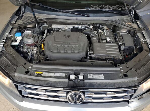 3VV2B7AX9KM145451 2019 VOLKSWAGEN TIGUAN Gray Vista del compartimento del motor