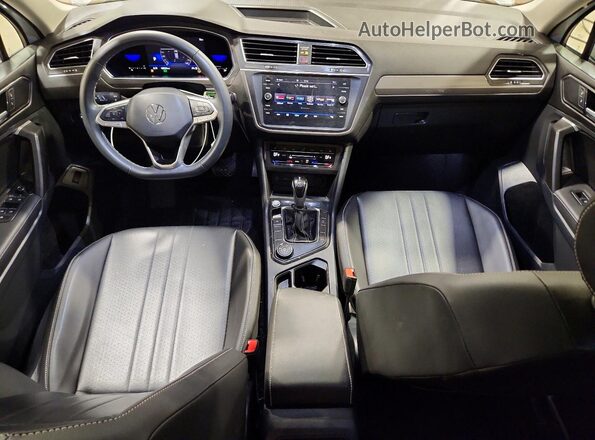 3VV2B7AX9NM091802 2022 VOLKSWAGEN TIGUAN White Вид панелі приладів
