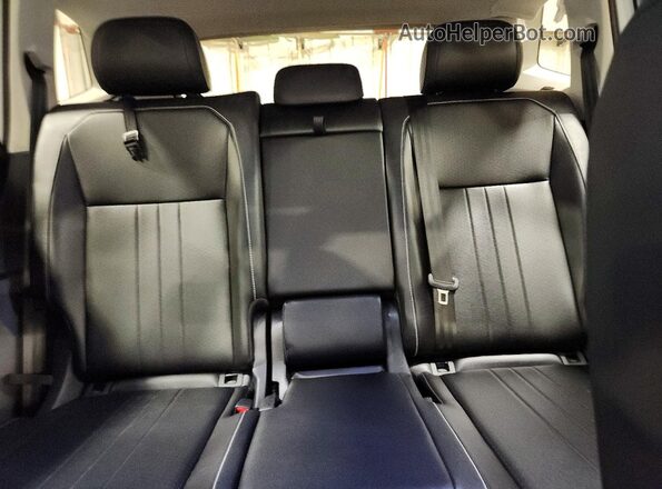 3VV2B7AX9NM091802 2022 VOLKSWAGEN TIGUAN White Вид задніх сидінь