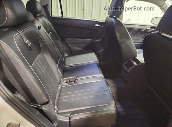 3VV2B7AX9NM091802 2022 VOLKSWAGEN TIGUAN White Вид задньої частини салону