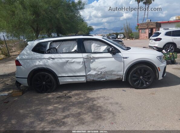 3VV2B7AXXLM119412 2020 VOLKSWAGEN TIGUAN White Вид задньої частини салону