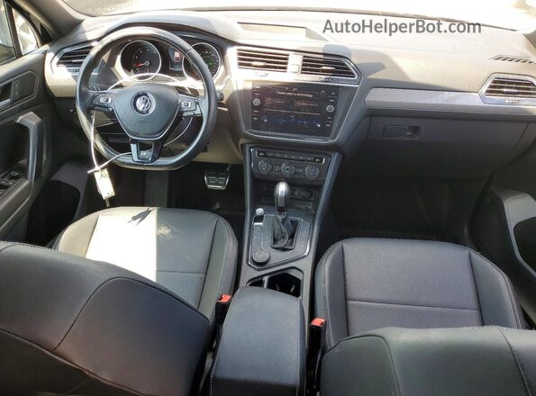3VV2B7AXXMM026813 2021 VOLKSWAGEN TIGUAN Black Вид панелі приладів