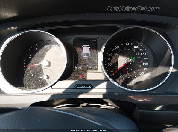 3VV2B7AXXMM143033 2021 VOLKSWAGEN TIGUAN Black Հետևի նստատեղերի տեսք