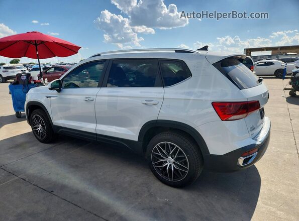 3VV2X7B24NM045900 2022 VOLKSWAGEN TAOS White Trasero izquierdo