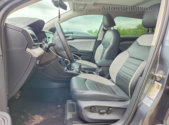 3VV2X7B29NM039462 2022 VOLKSWAGEN TAOS Gray Widok wnętrza z przodu