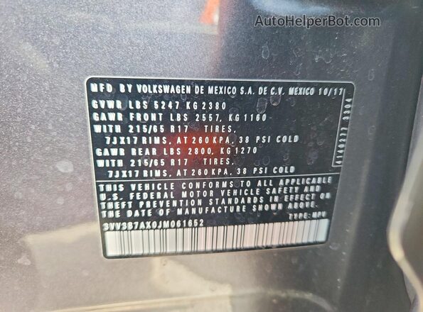 3VV3B7AX0JM061652 2018 VOLKSWAGEN TIGUAN Charcoal Вид підкапотного простору