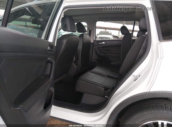 3VV3B7AX0KM013263 2019 VOLKSWAGEN TIGUAN White Вид наклейки з VIN-кодом
