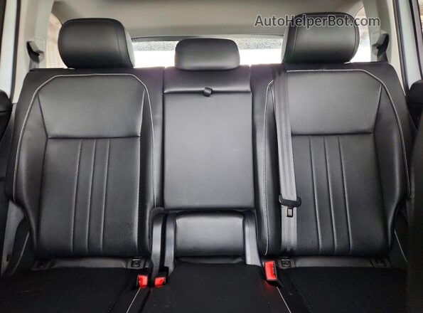 3VV3B7AX0NM065397 2022 VOLKSWAGEN TIGUAN White Вид задніх сидінь