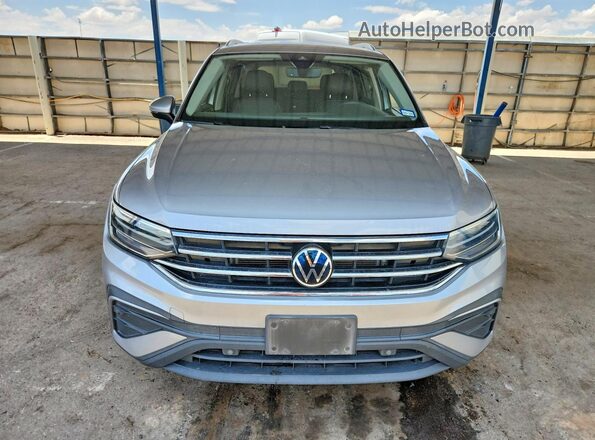 3VV3B7AX0PM084289 2023 VOLKSWAGEN TIGUAN Silver Вид спереду