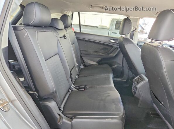 3VV3B7AX0PM084289 2023 VOLKSWAGEN TIGUAN Silver Вид задньої частини салону