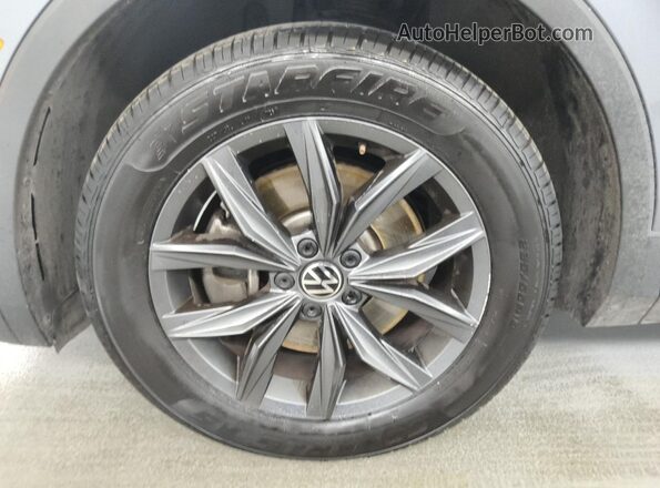 3VV3B7AX0RM024225 2024 VOLKSWAGEN TIGUAN Gray 
