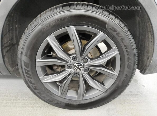 3VV3B7AX0RM024225 2024 VOLKSWAGEN TIGUAN Gray 