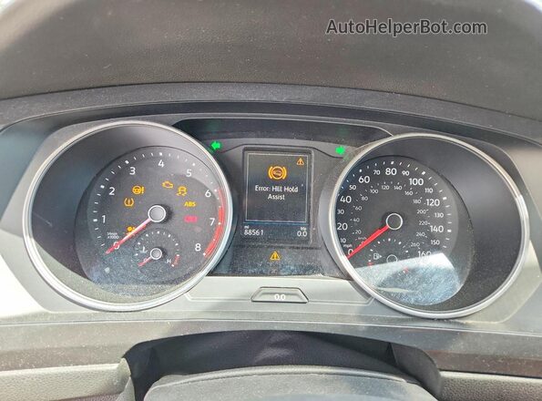 3VV3B7AX1JM027154 2018 VOLKSWAGEN TIGUAN Black Widok zestawu wskaźników
