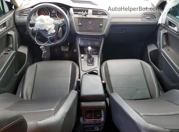 3VV3B7AX1JM090593 2018 VOLKSWAGEN TIGUAN Silver Vista del salpicadero