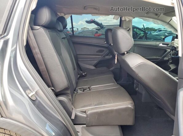 3VV3B7AX1JM090593 2018 VOLKSWAGEN TIGUAN Silver Vista de los asientos traseros