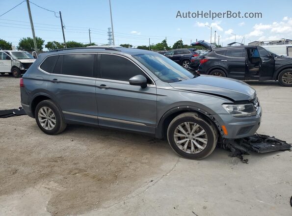 3VV3B7AX1JM090593 2018 VOLKSWAGEN TIGUAN Silver 