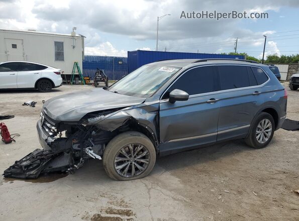 3VV3B7AX1JM090593 2018 VOLKSWAGEN TIGUAN Silver 