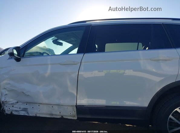3VV3B7AX1JM191536 2018 VOLKSWAGEN TIGUAN White 