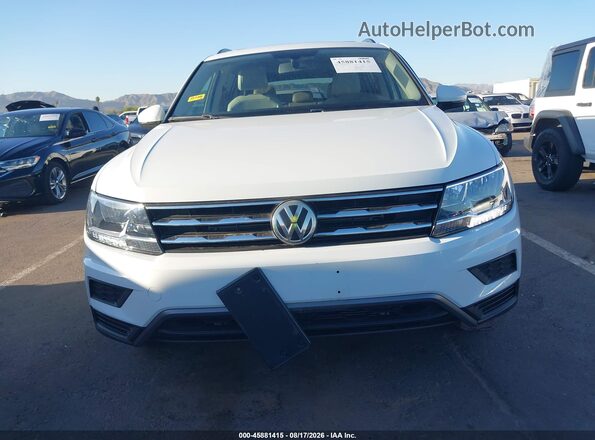 3VV3B7AX1JM191536 2018 VOLKSWAGEN TIGUAN White Widok wnętrza z tyłu