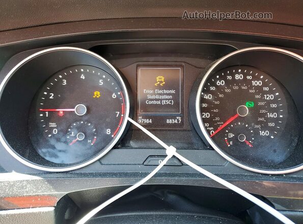 3VV3B7AX1KM065551 2019 VOLKSWAGEN TIGUAN White Вид щитка приладів
