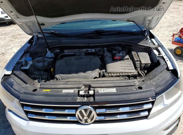 3VV3B7AX1KM065551 2019 VOLKSWAGEN TIGUAN White Вид підкапотного простору