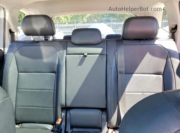 3VV3B7AX1KM065551 2019 VOLKSWAGEN TIGUAN White Вид задніх сидінь