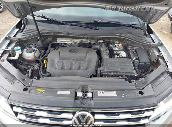 3VV3B7AX1LM094744 2020 VOLKSWAGEN TIGUAN Gray Вид ззаду