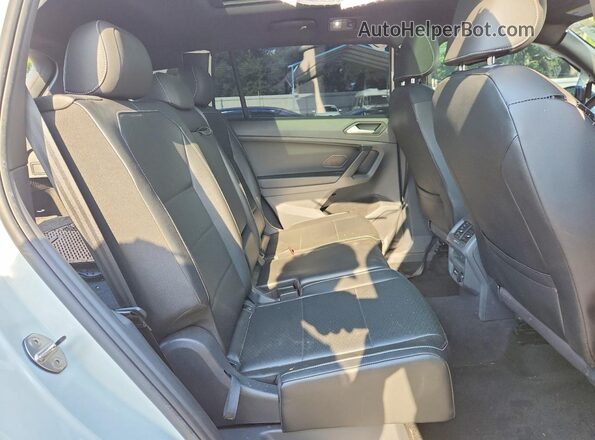 3VV3B7AX1MM084975 2021 VOLKSWAGEN TIGUAN Белый Вид задних сидений