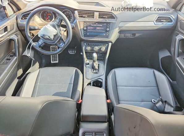 3VV3B7AX1MM084975 2021 VOLKSWAGEN TIGUAN Белый Вид панели приборов