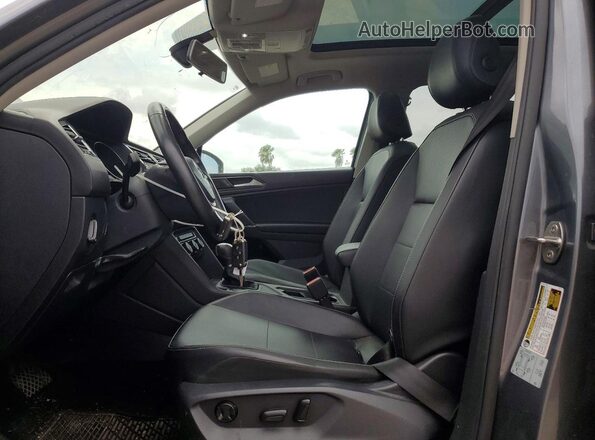 3VV3B7AX2JM119793 2018 VOLKSWAGEN TIGUAN Gray Vista interior delantera