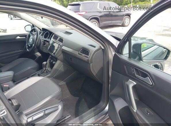 3VV3B7AX2JM129952 2018 VOLKSWAGEN TIGUAN Gray Սալոնի դիմացի տեսք