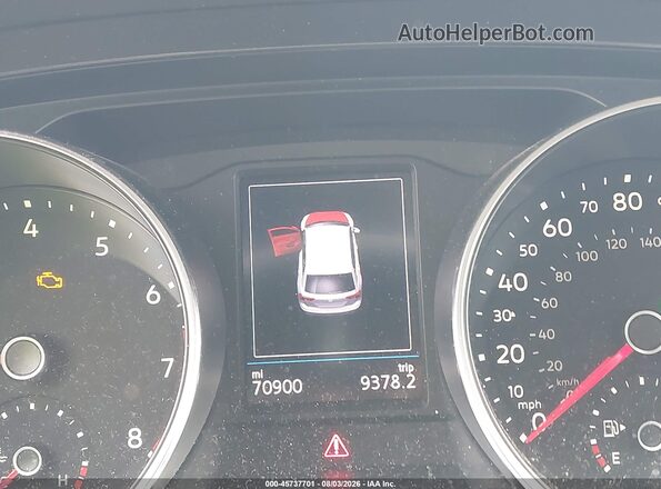 3VV3B7AX2JM129952 2018 VOLKSWAGEN TIGUAN Gray Հետևի նստատեղերի տեսք