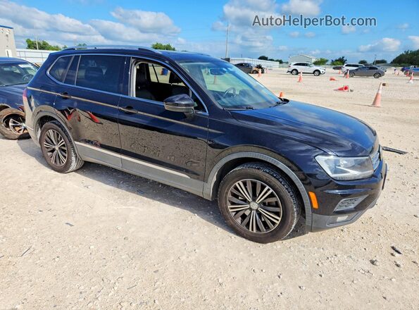 3VV3B7AX2JM221742 2018 VOLKSWAGEN TIGUAN Black Front right