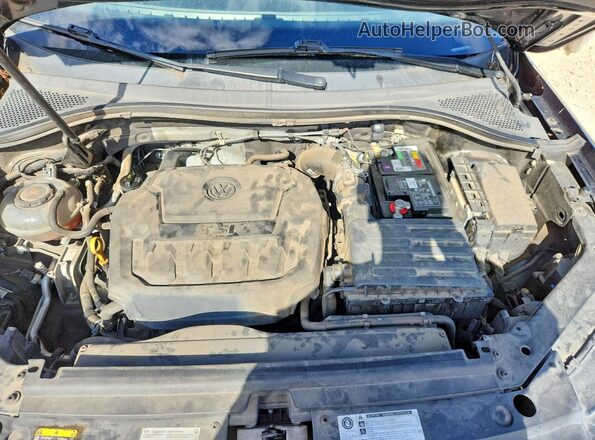 3VV3B7AX2JM221742 2018 VOLKSWAGEN TIGUAN Black Engine compartment view