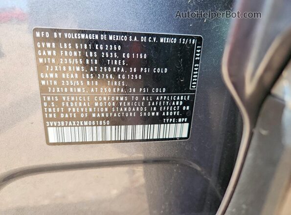 3VV3B7AX2KM061850 2019 VOLKSWAGEN TIGUAN Gray Vista del compartimento del motor