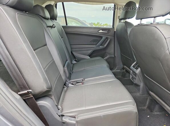 3VV3B7AX2KM061850 2019 VOLKSWAGEN TIGUAN Gray Vista de los asientos traseros