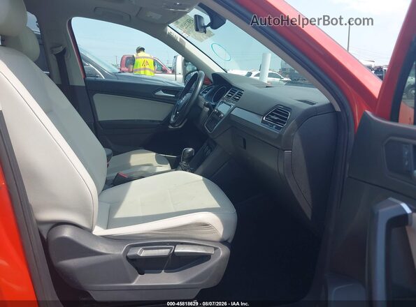 3VV3B7AX2KM136448 2019 VOLKSWAGEN TIGUAN Orange წინა სალონის ხედი