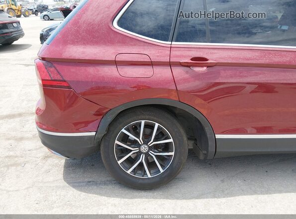 3VV3B7AX2MM057574 2021 VOLKSWAGEN TIGUAN Red Widok z przodu